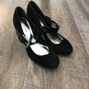 STYLE & CO BLACK HEELS